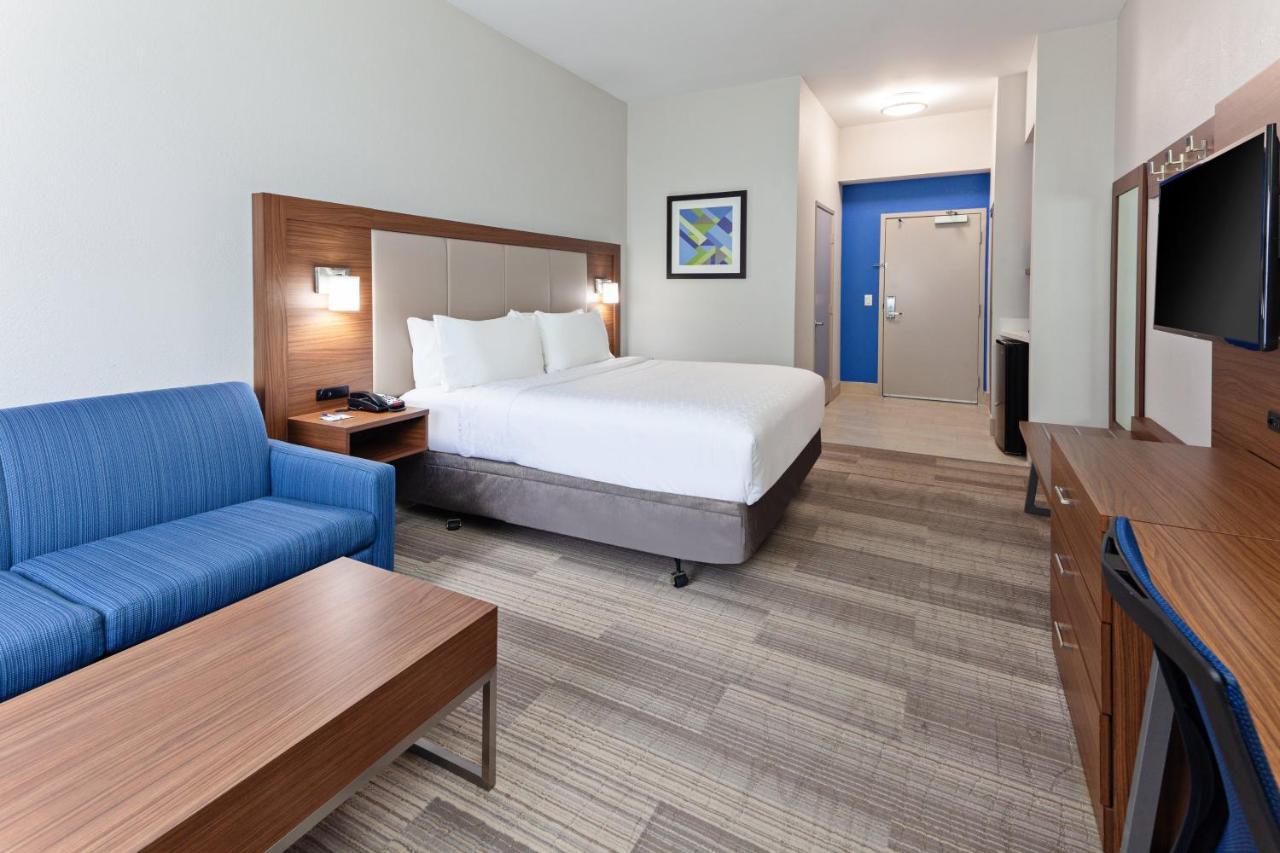 Holiday Inn Express Mira Mesa San Diego By Ihg Room photo